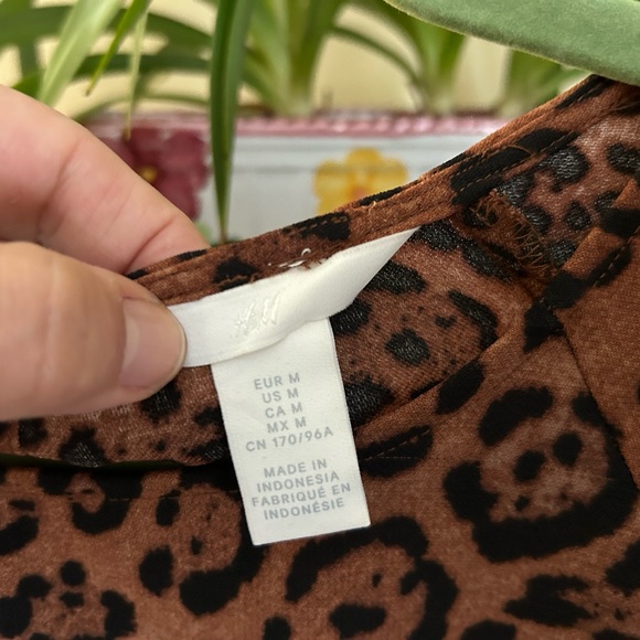 Spring dress - Picture 4 of 4